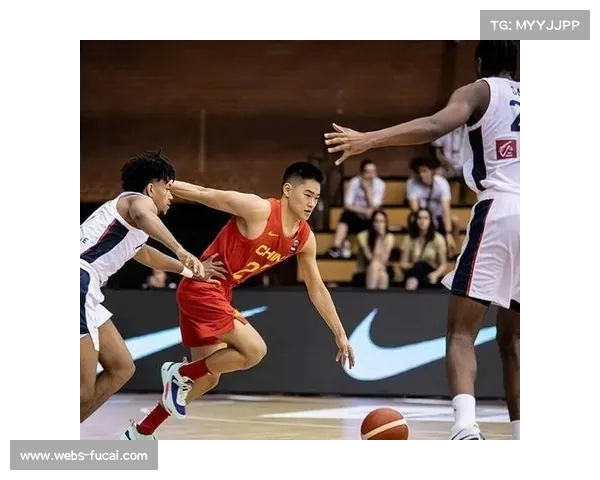 杨瀚森翻身勾手+干拔重扣+击地妙传展现全面技术